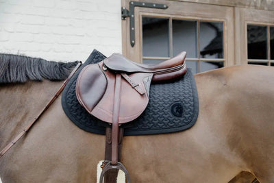 Saddle Pad Plaited 3D Logo Jumping | Kentucky Horsewear - Active Equine