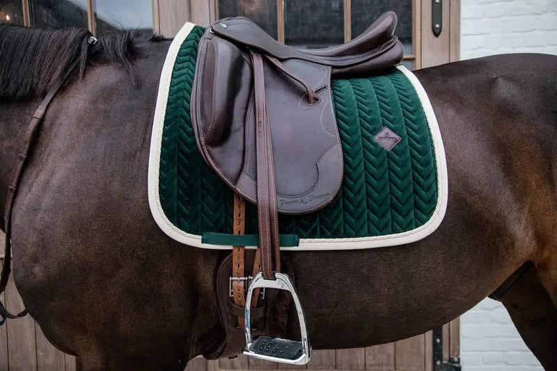 Saddle Pad Velvet Contrast Dressage Pine Green | Kentucky Horsewear - Active Equine