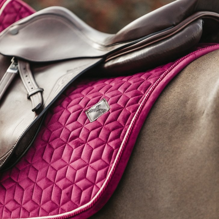 Jumping Saddle Pad Velvet | Kentucky Horsewear - Active Equine