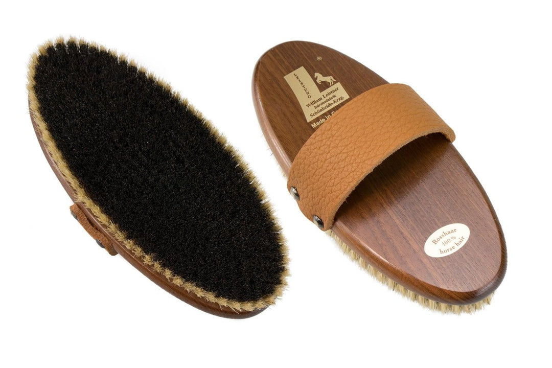 Pik As Horse Brush (luxury grooming) | Leistner - Active Equine