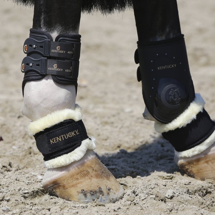 Sheepskin Pastern Wrap Equine Therapy | Kentucky Horsewear - Active Equine